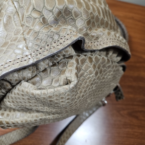 Hotic Very Nice Very Thick Leather Two Ways Shoulder Cross body Bag - Picture 4 of 12